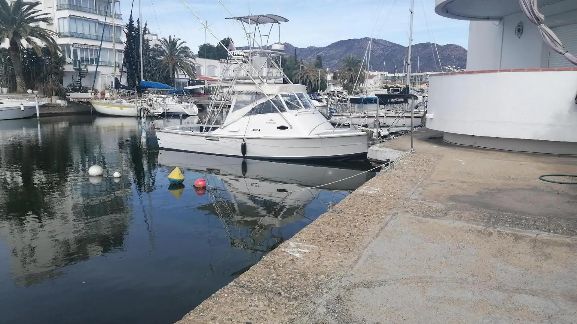 Planta Baja Con Jardin, Amarre, Y Parking En Zona Tranquila De Roses - Es-258-46アパートメント